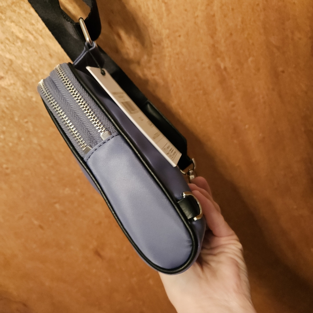DKNY Harrow Sling Bag - Picture 4 of 16
